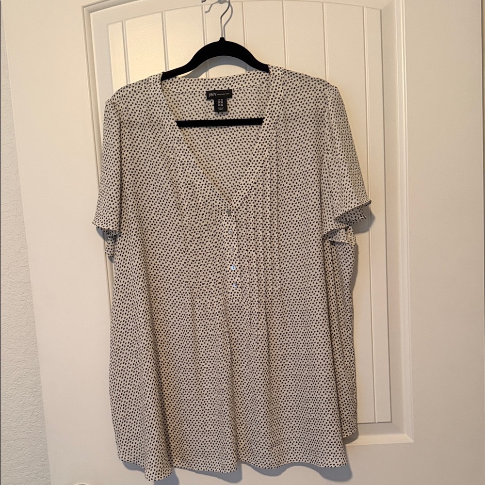Jones New York Black and White Patterned Blouse